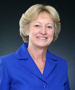 Dr. Denise Staudt